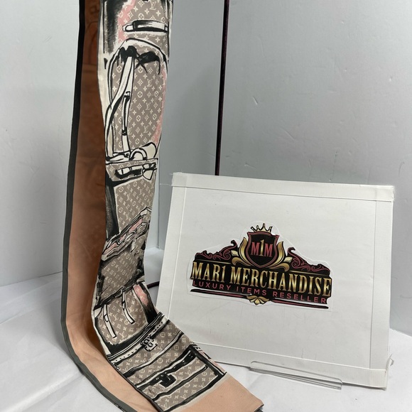 Louis Vuitton Twilly in Peach color, preloved. - Picture 7 of 10